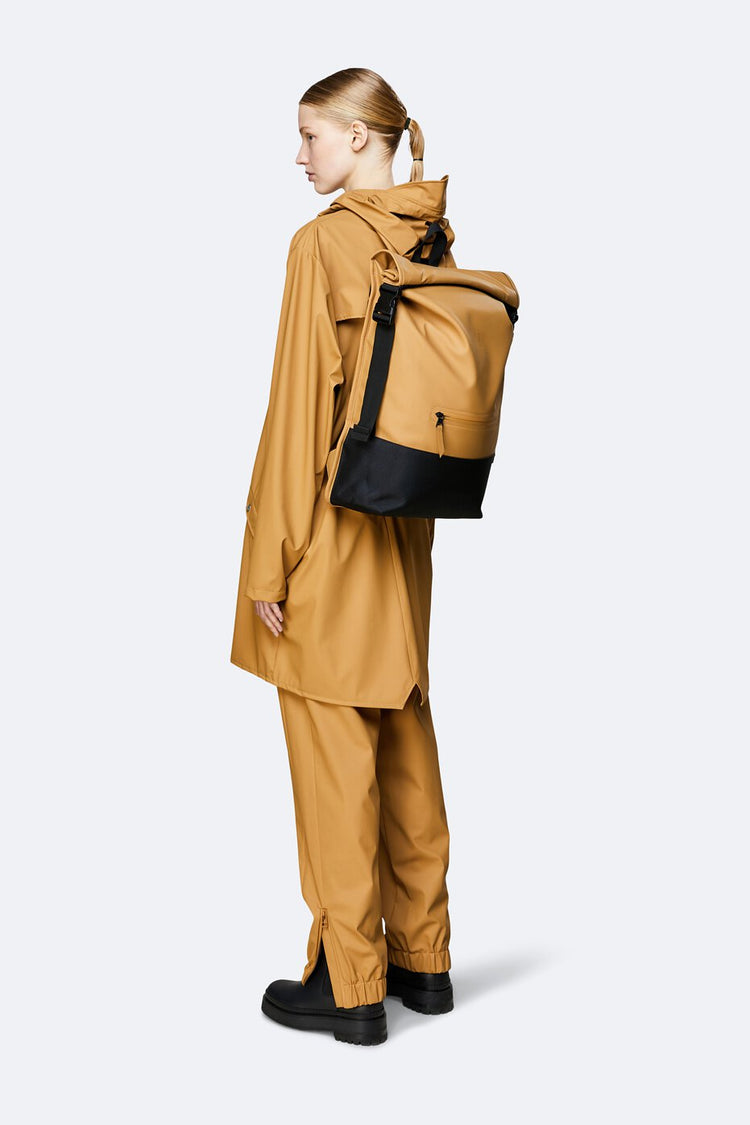 Rains | Buckle Rolltop Rucksack KHAKI 後背包