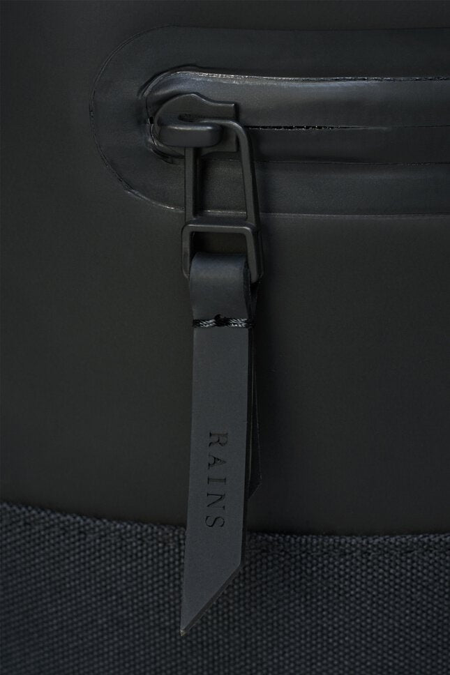 Rains | Buckle Rolltop Rucksack Black 後背包