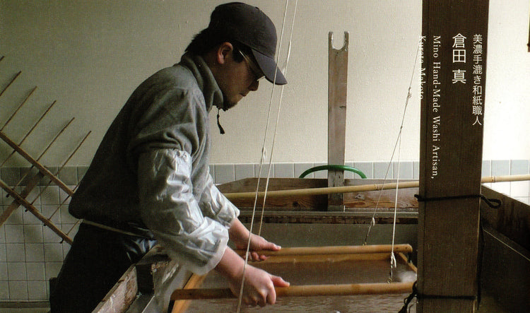 家田紙工 | 紙鶴夾式耳環(白底黑點)