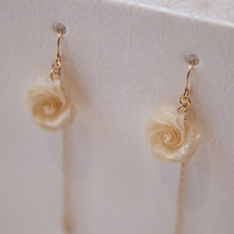 家田紙工 | 玫瑰耳環